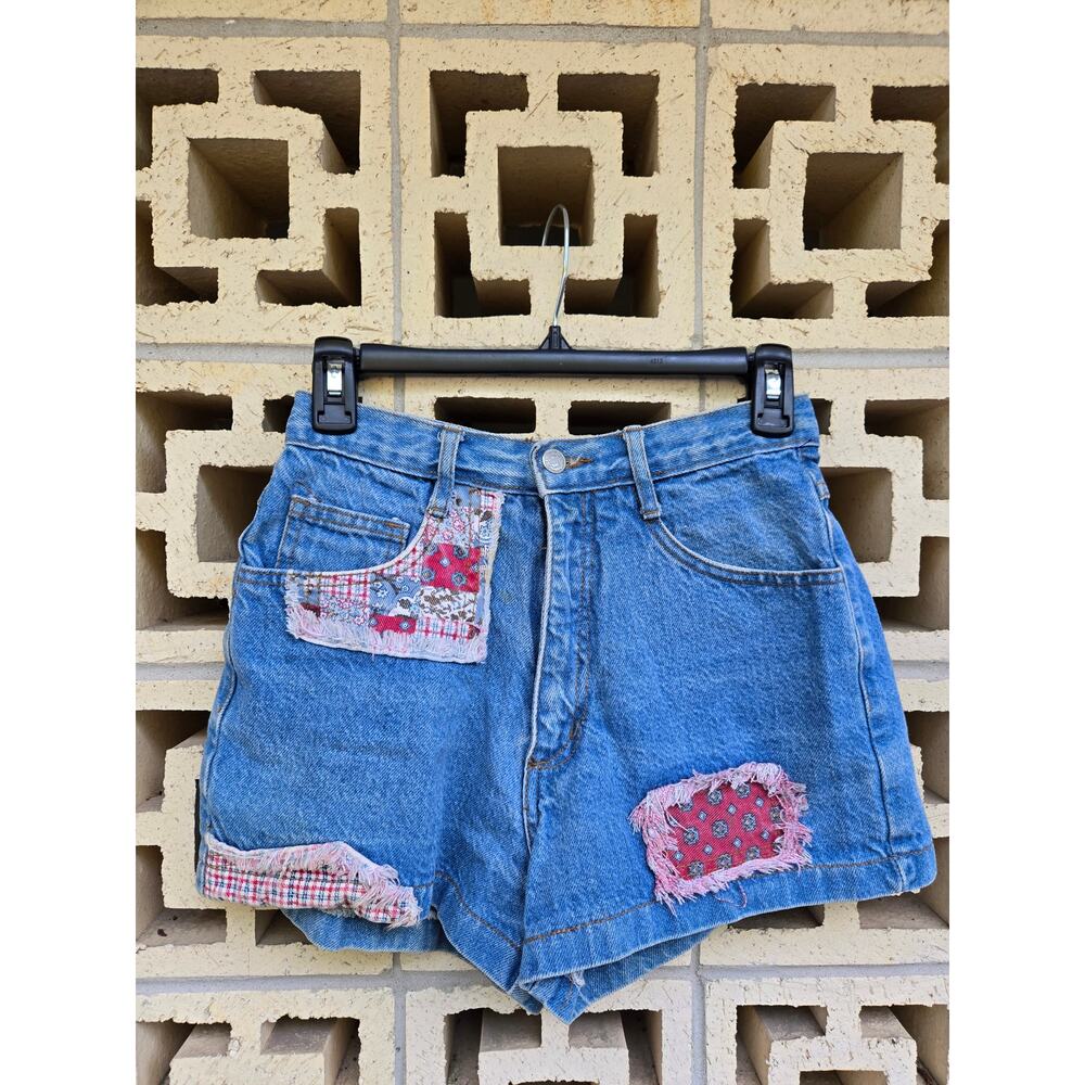 Vintage Womens  Niki-Lee Patchwork Denim Shorts SZ 7 Made in USA 26 in Waist
